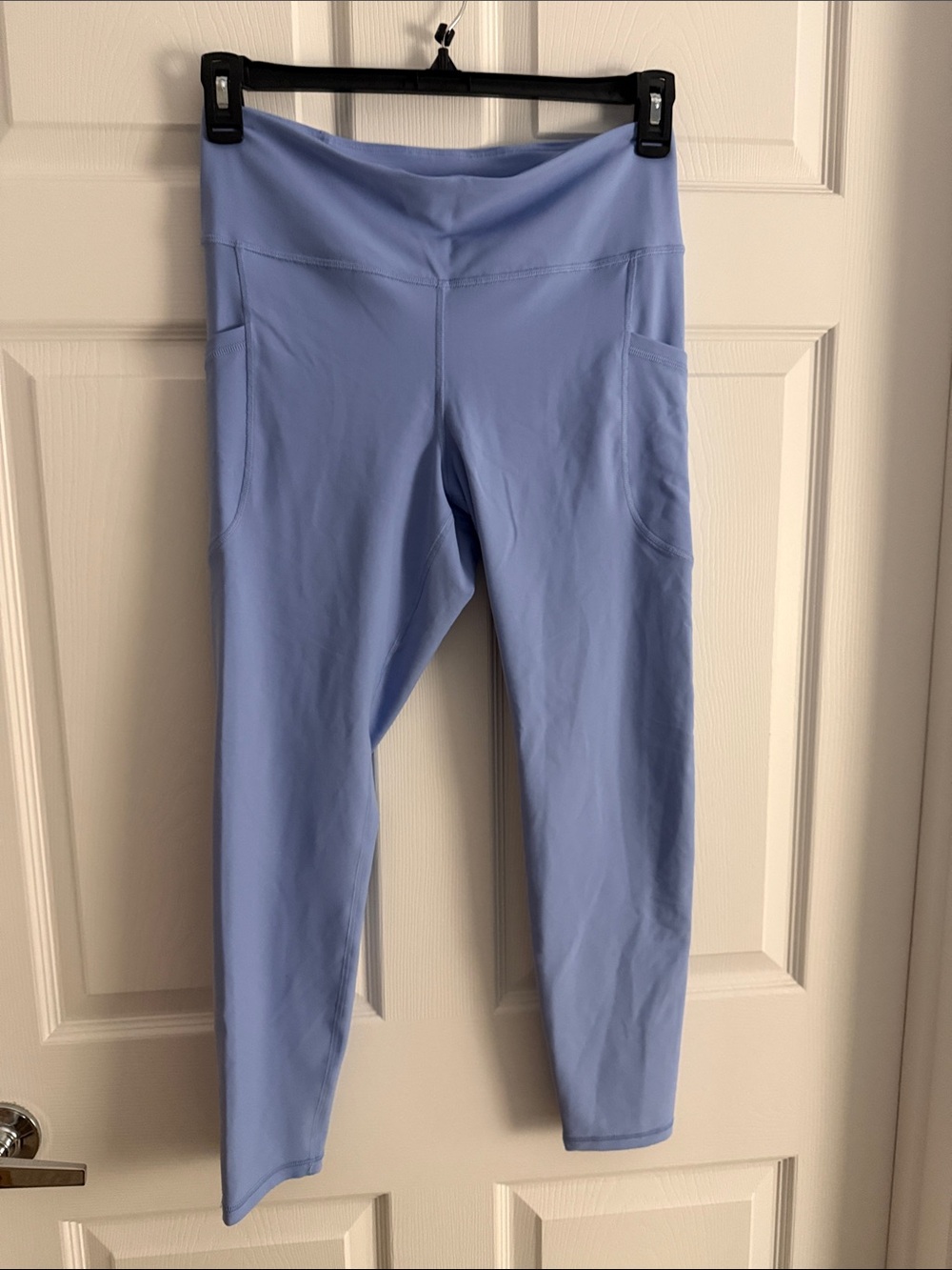 Old navy light blue athletic leggings